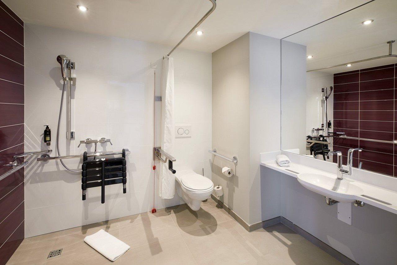 Premier Inn Stuttgart City Europaviertel Экстерьер фото